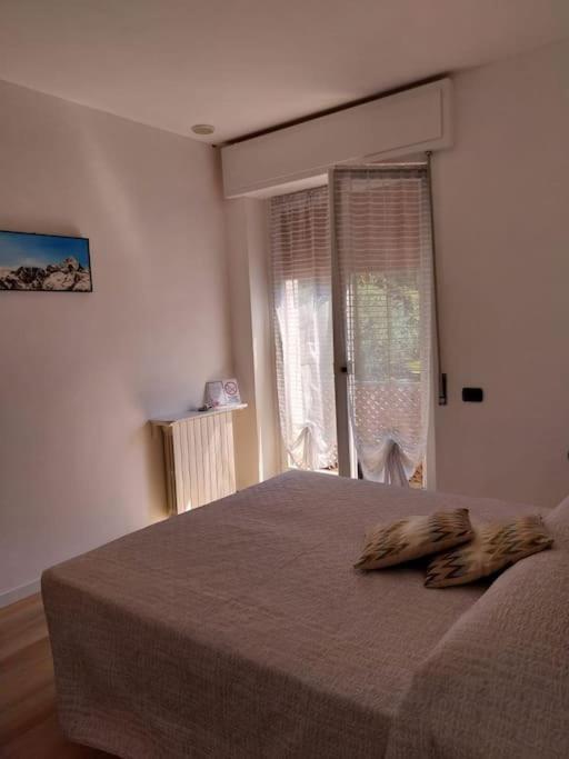 Casa Elly Apartman Riva di Solto Kültér fotó