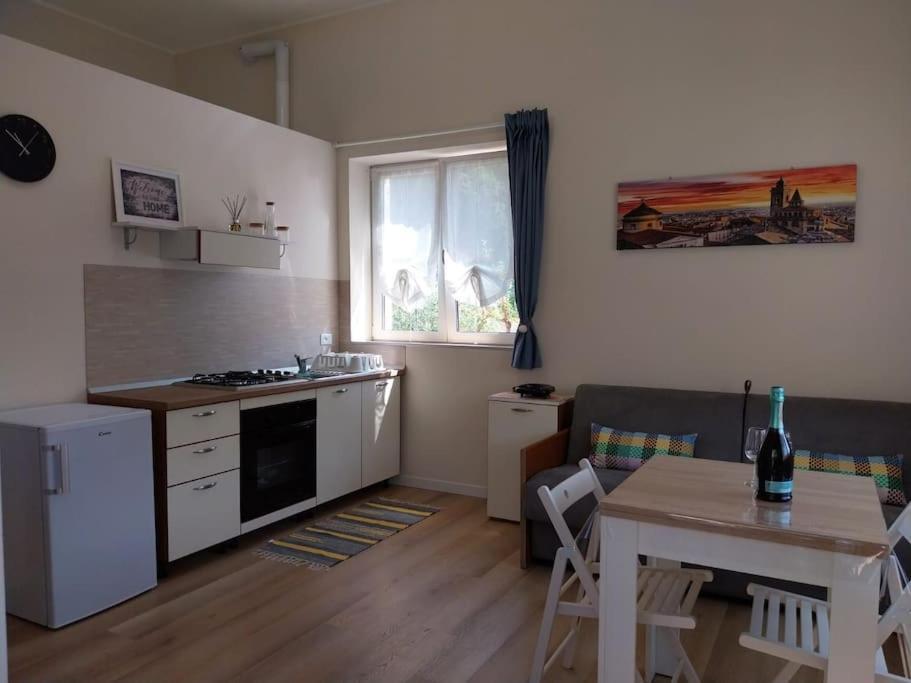 Casa Elly Apartman Riva di Solto Kültér fotó